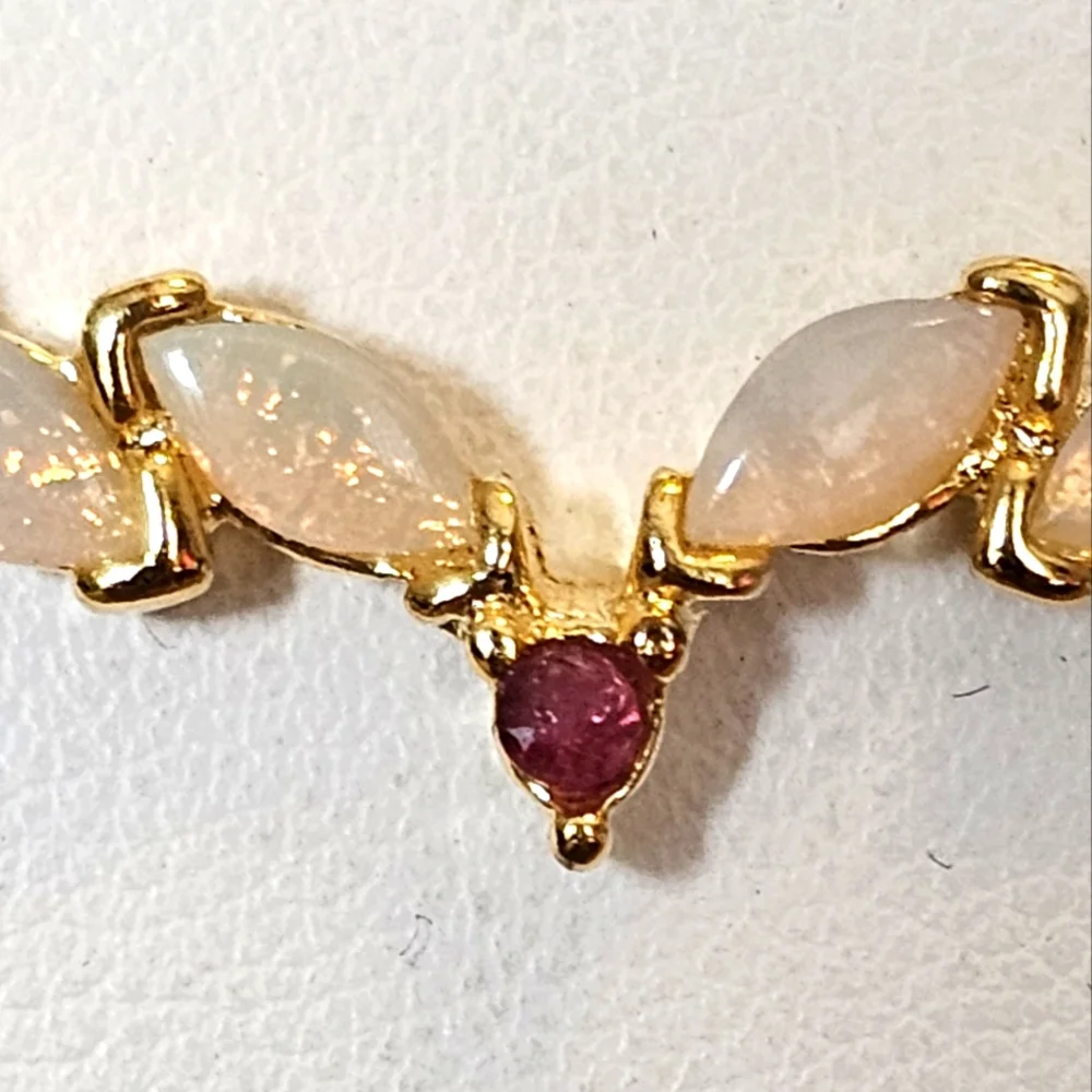 Beautiful Vintage Gold Tone Necklace With Opal And Pink Ruby Necklace.